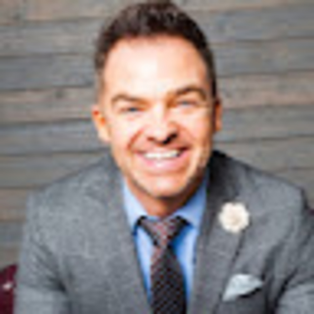 Meet your Posher, Corylive